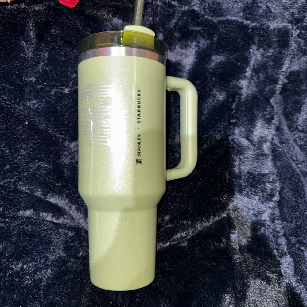 Stanley Olive Green Travel Tumbler with Handle and Clear Lid